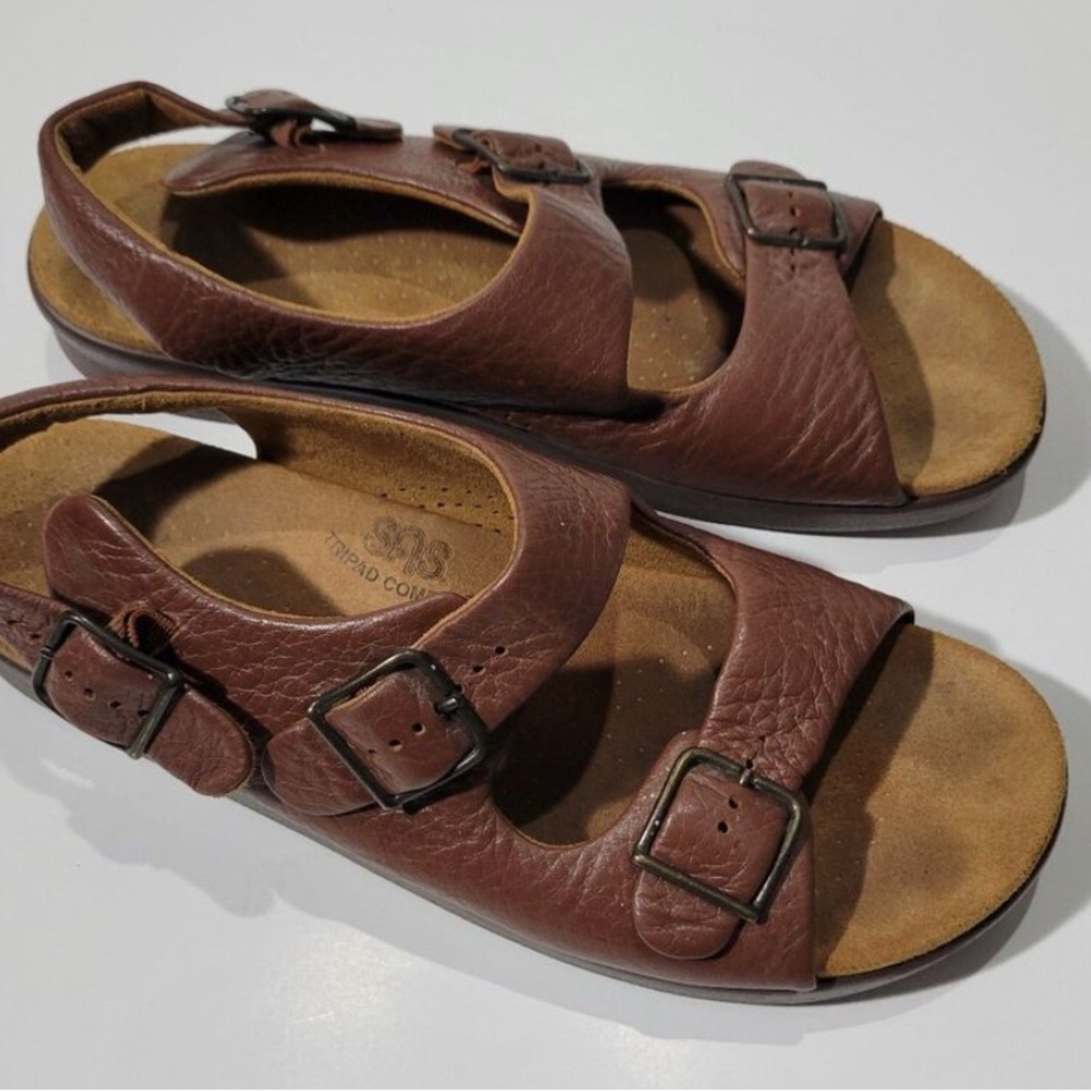 SAS Brown Leather Adjustable Buckle Women's Sandals - Picture 2 of 3